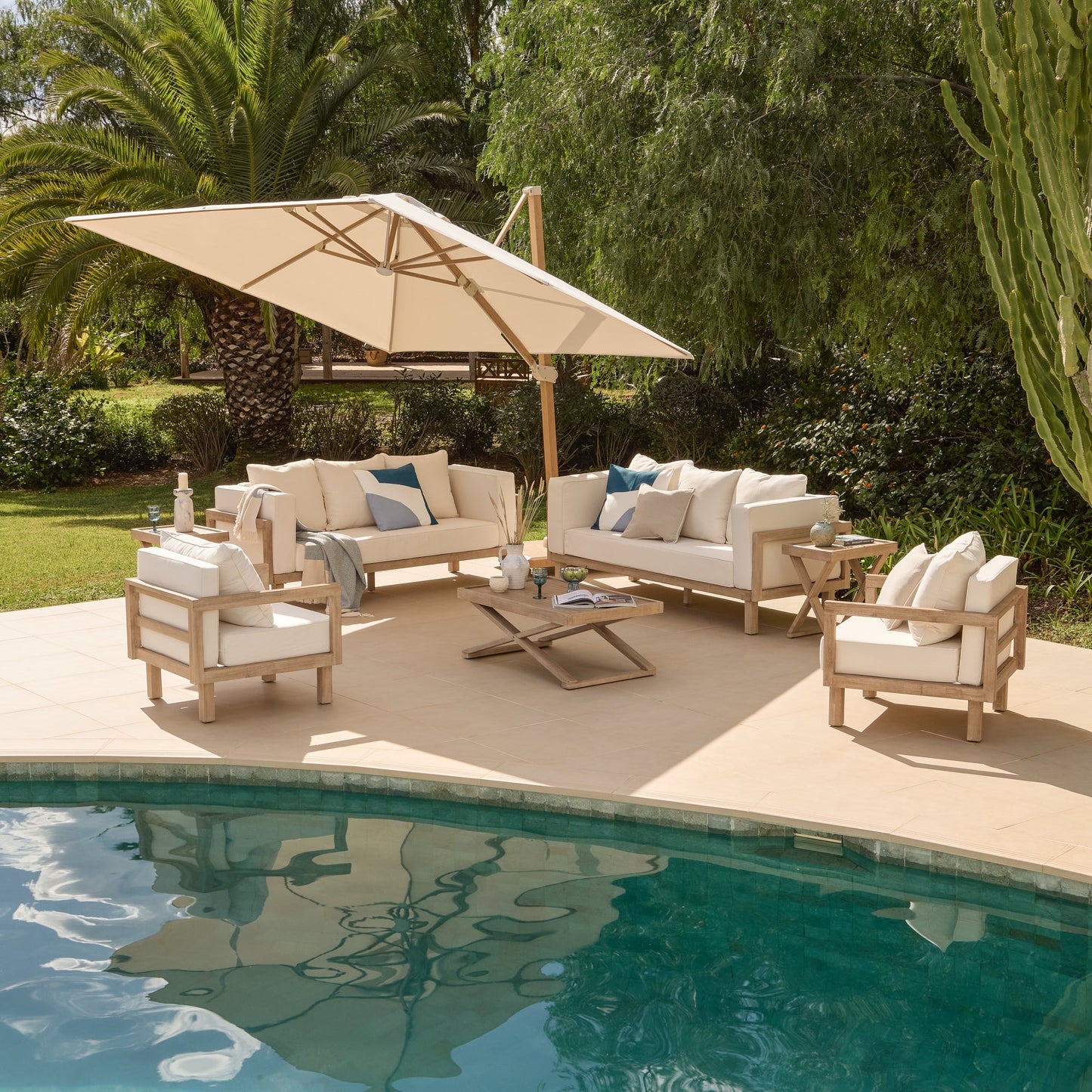 Akira 8 Seater Wooden Garden Sofa Set with Coffee and 2 Akira Side Tables