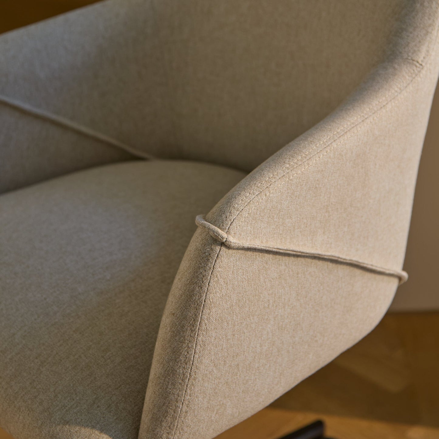 Outlet - Freya Office Swivel Chair - Sand