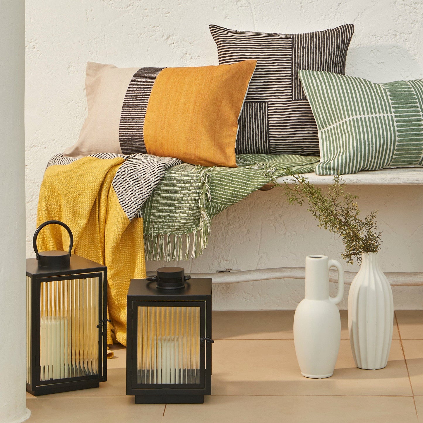 Outlet - Revesby 30cm Lantern - Black Metal