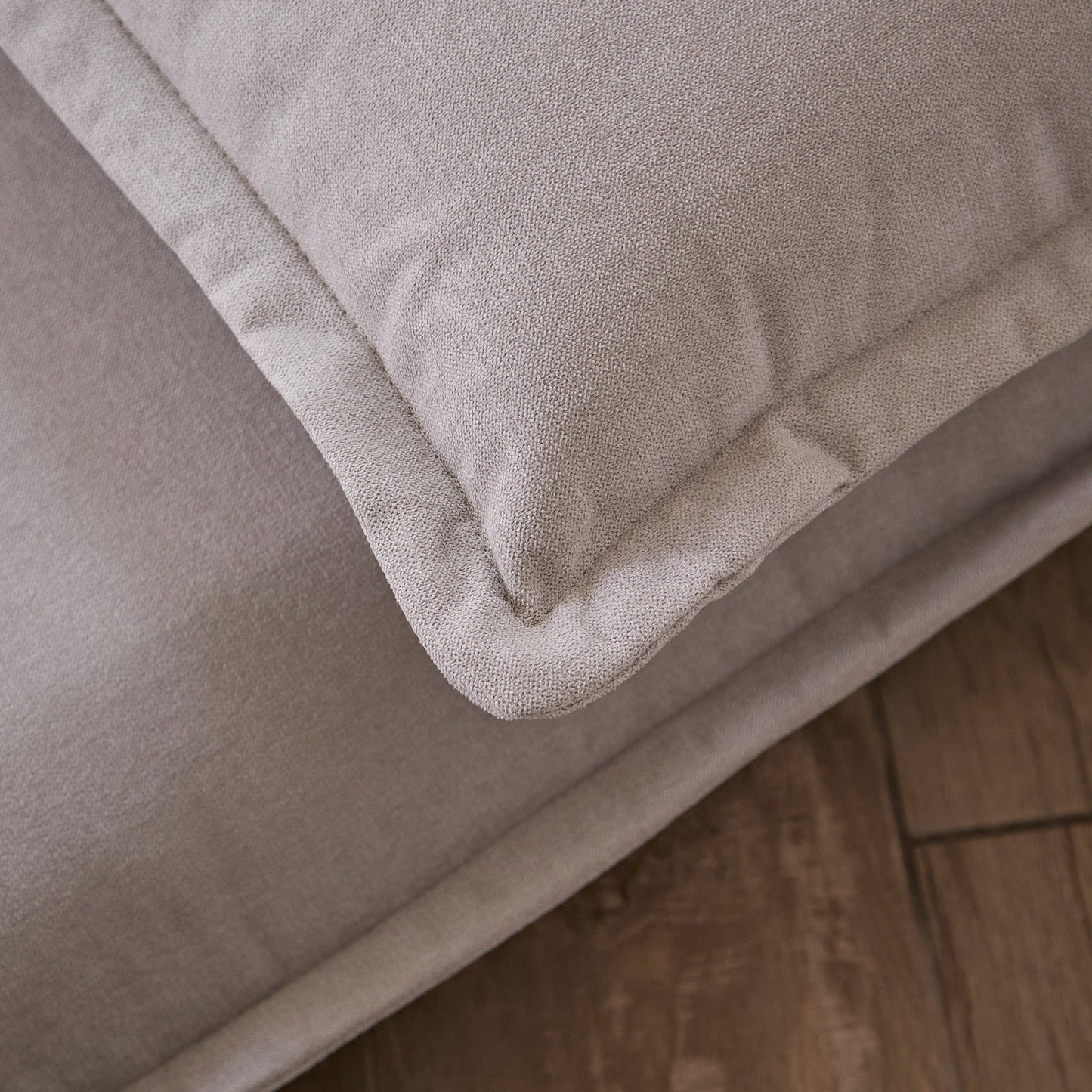 Outlet - Harlow Single Sofa Bed - Soft Beige