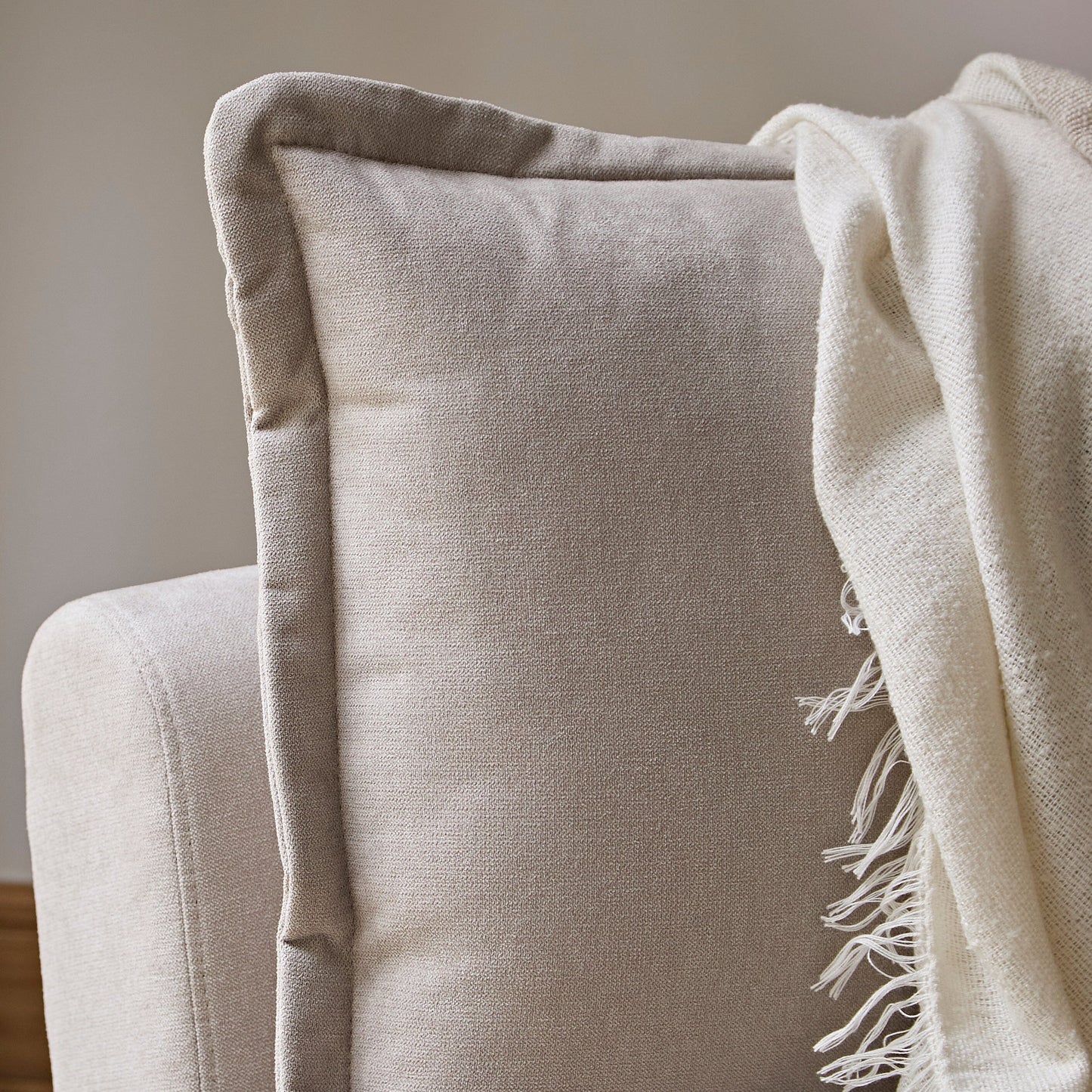 Outlet - Harlow Single Sofa Bed - Soft Beige
