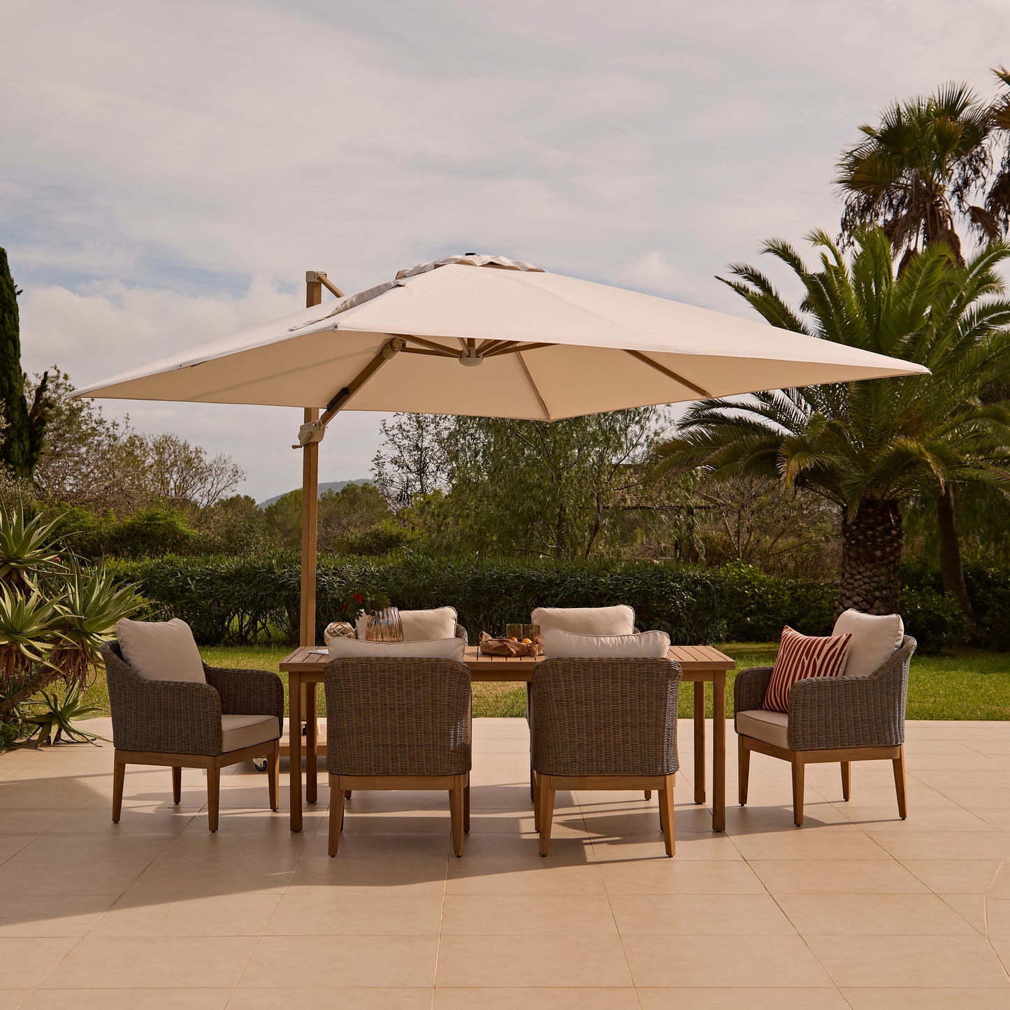 Harlyn 6 Seater Wooden Garden Dining Set with Harlyn Chairs - 200cm