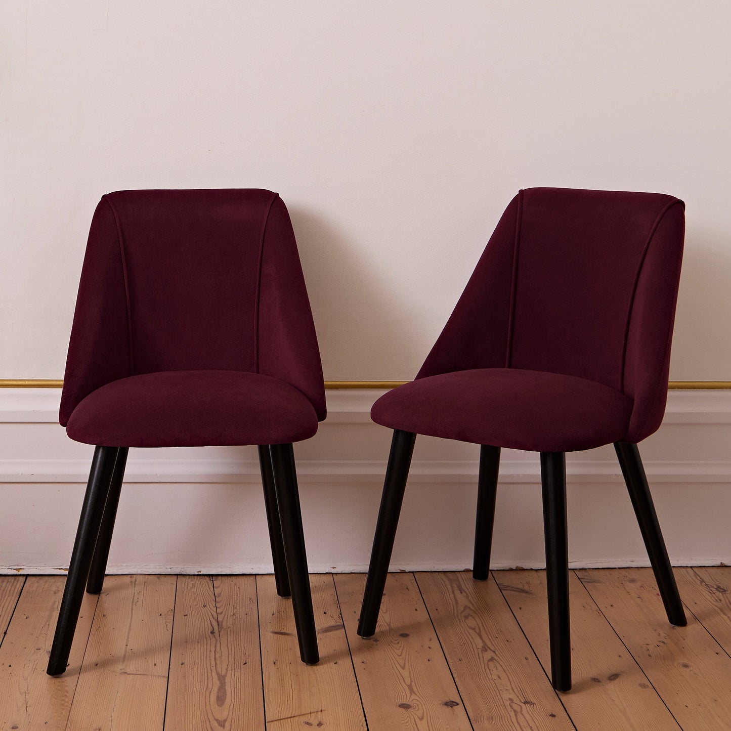 Outlet - Freya Burgundy Red Dining Chair - Set of 2 - Black Oak Legs