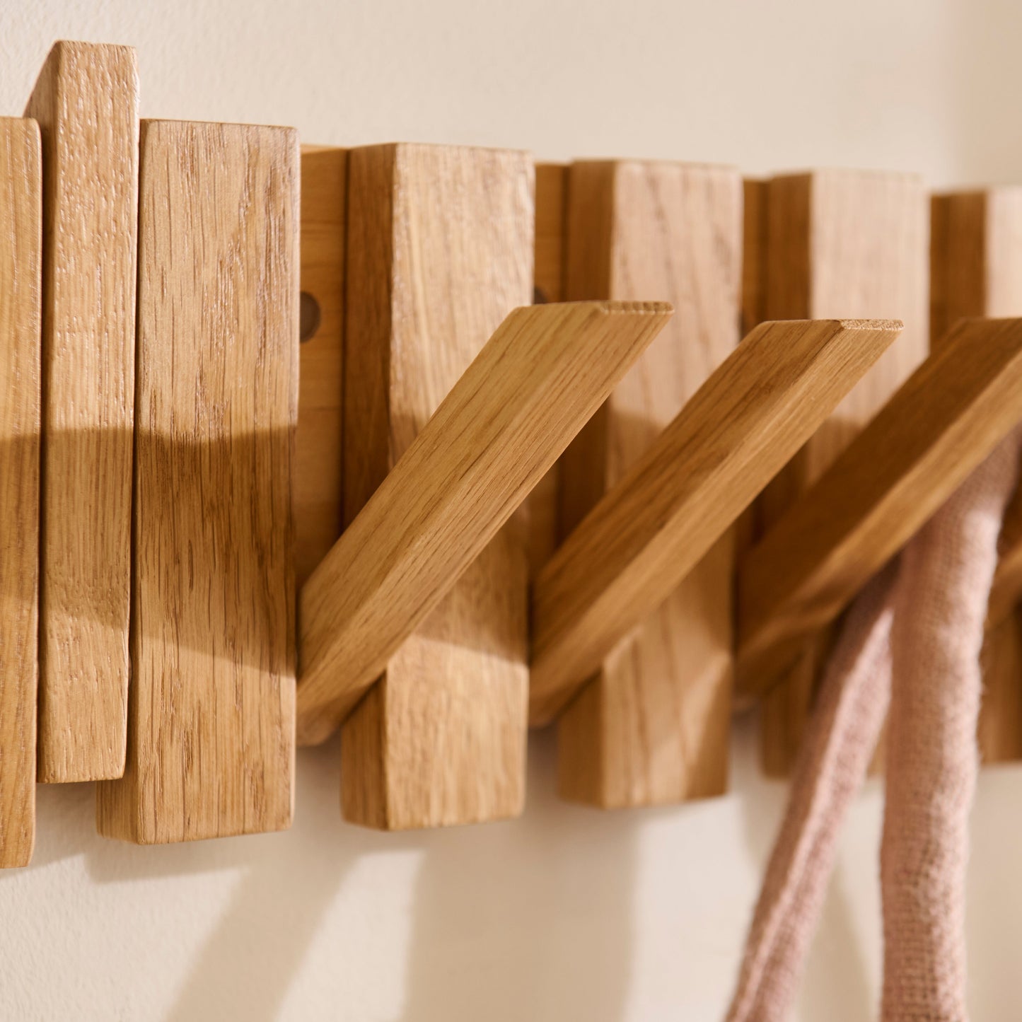 Outlet - Lowell Folding Coat Rack - Pale Oak