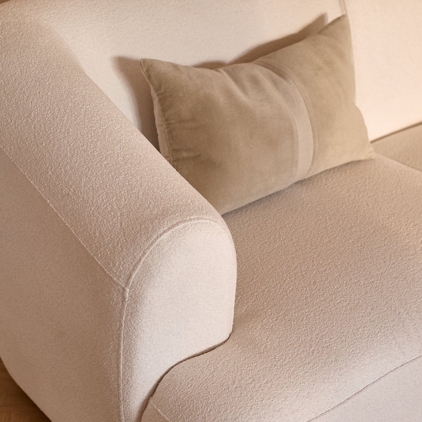 Outlet - Nathalia Right Chaise Corner Sofa - Chalk White Boucle