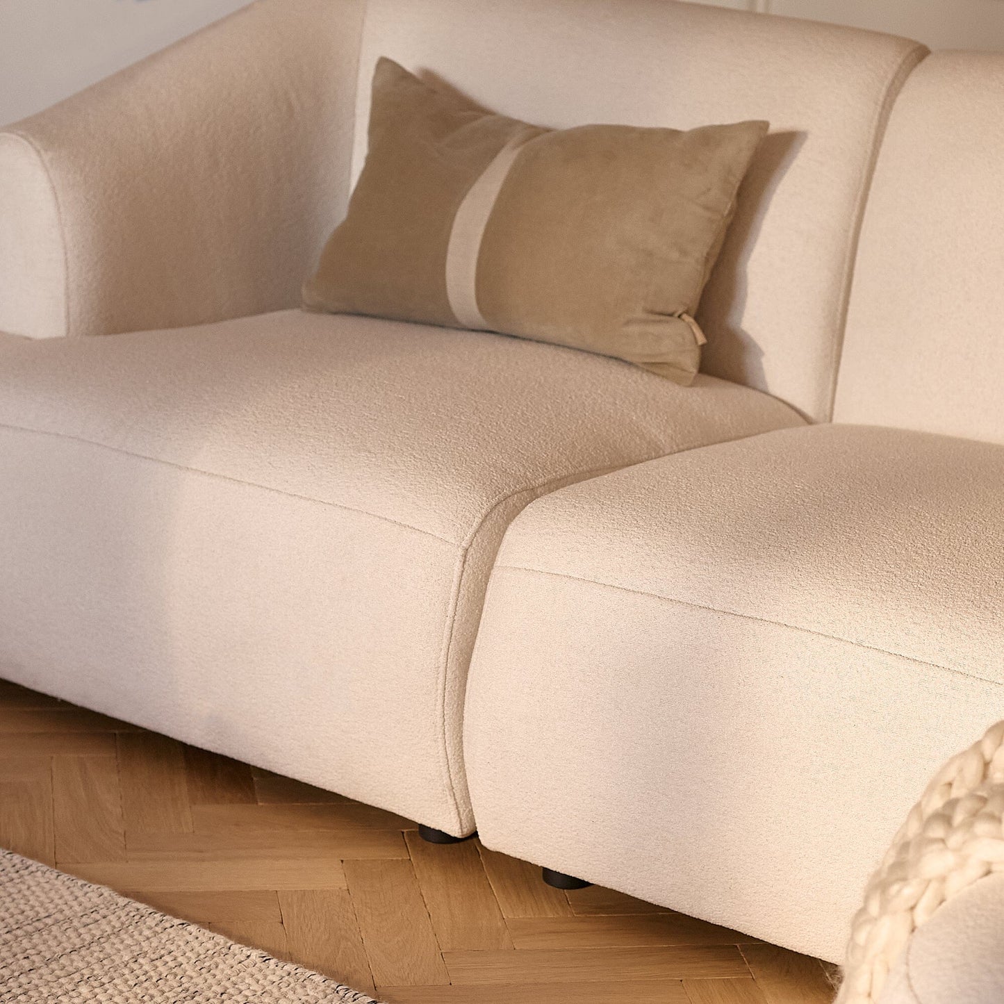 Outlet - Nathalia Right Chaise Corner Sofa - Chalk White Boucle