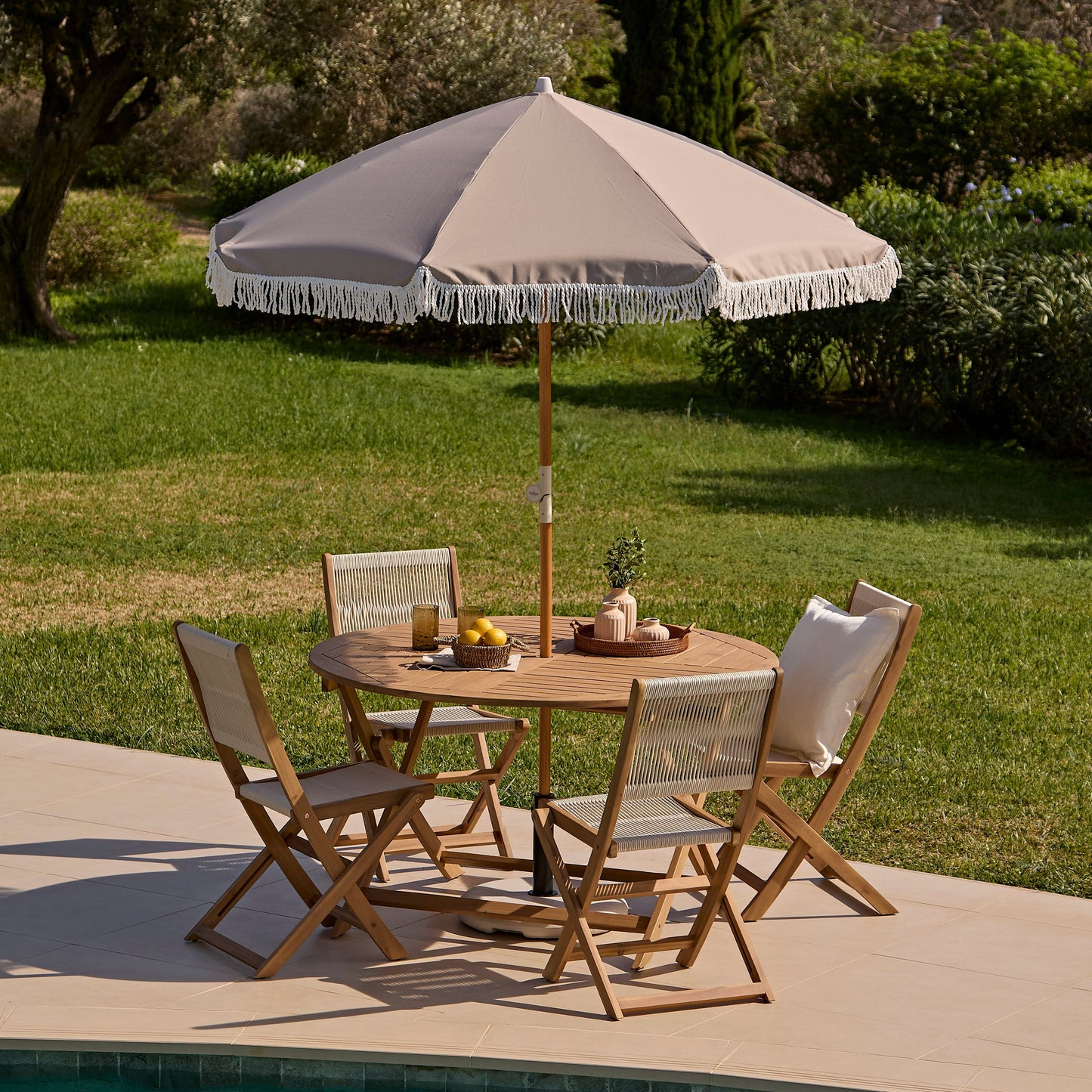 Oia Round Parasol 2m - Wooden Pole - Natural