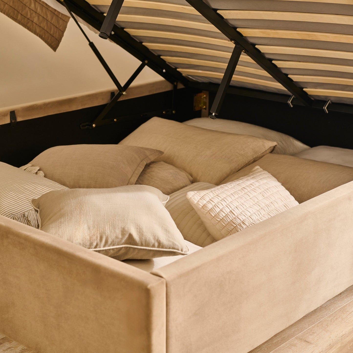 Robyn Double Ottoman Bed - Driftwood