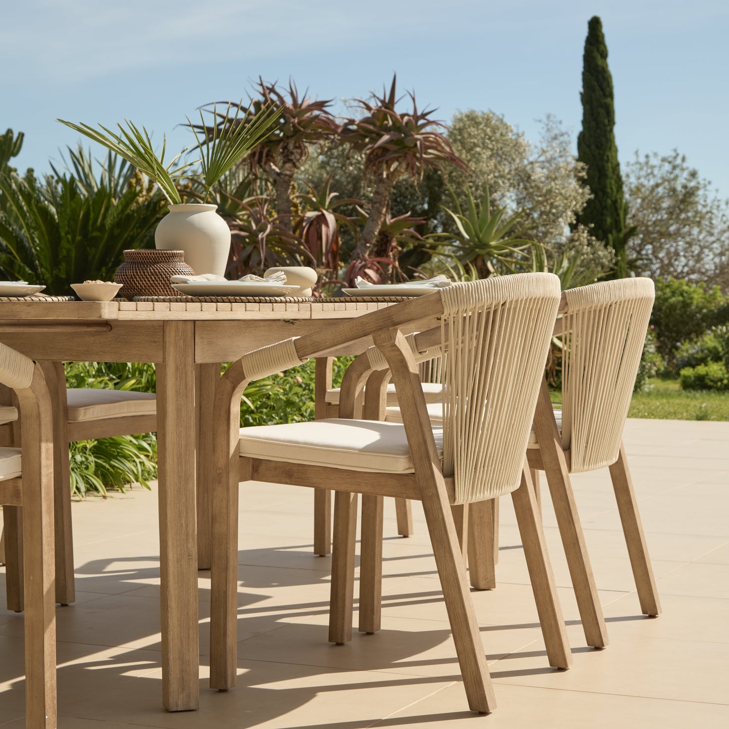 Saffron 6 Seater Extending Wooden Garden Dining Set with Shiro Beige Rope Chairs