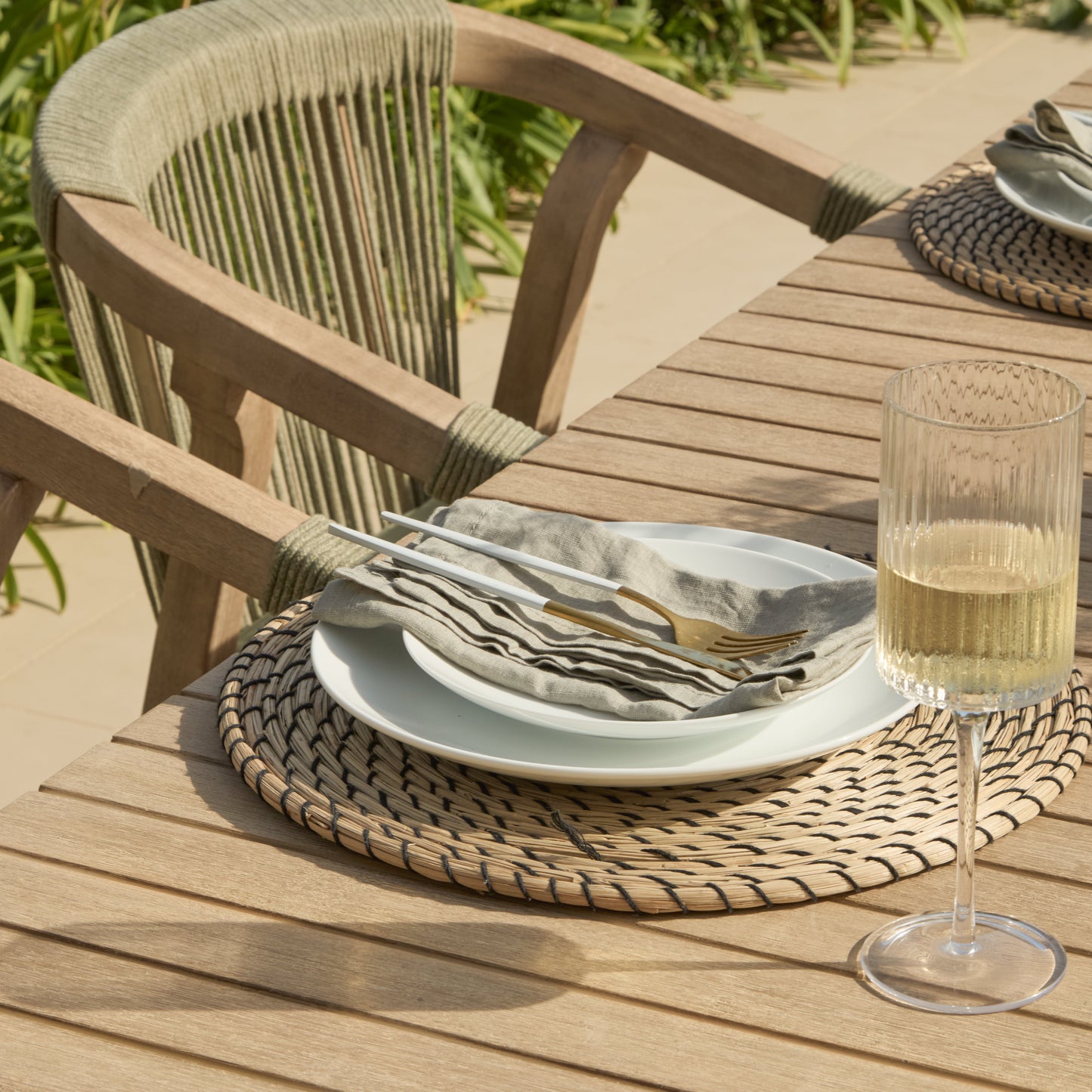 Saffron 6 Seater Extending Wooden Garden Dining Set with Shiro Green Rope Chairs