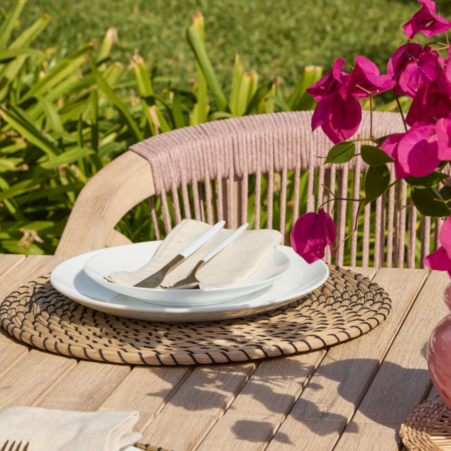 Saffron 6 Seater Extending Wooden Garden Dining Set with Shiro Pink Rope Chairs