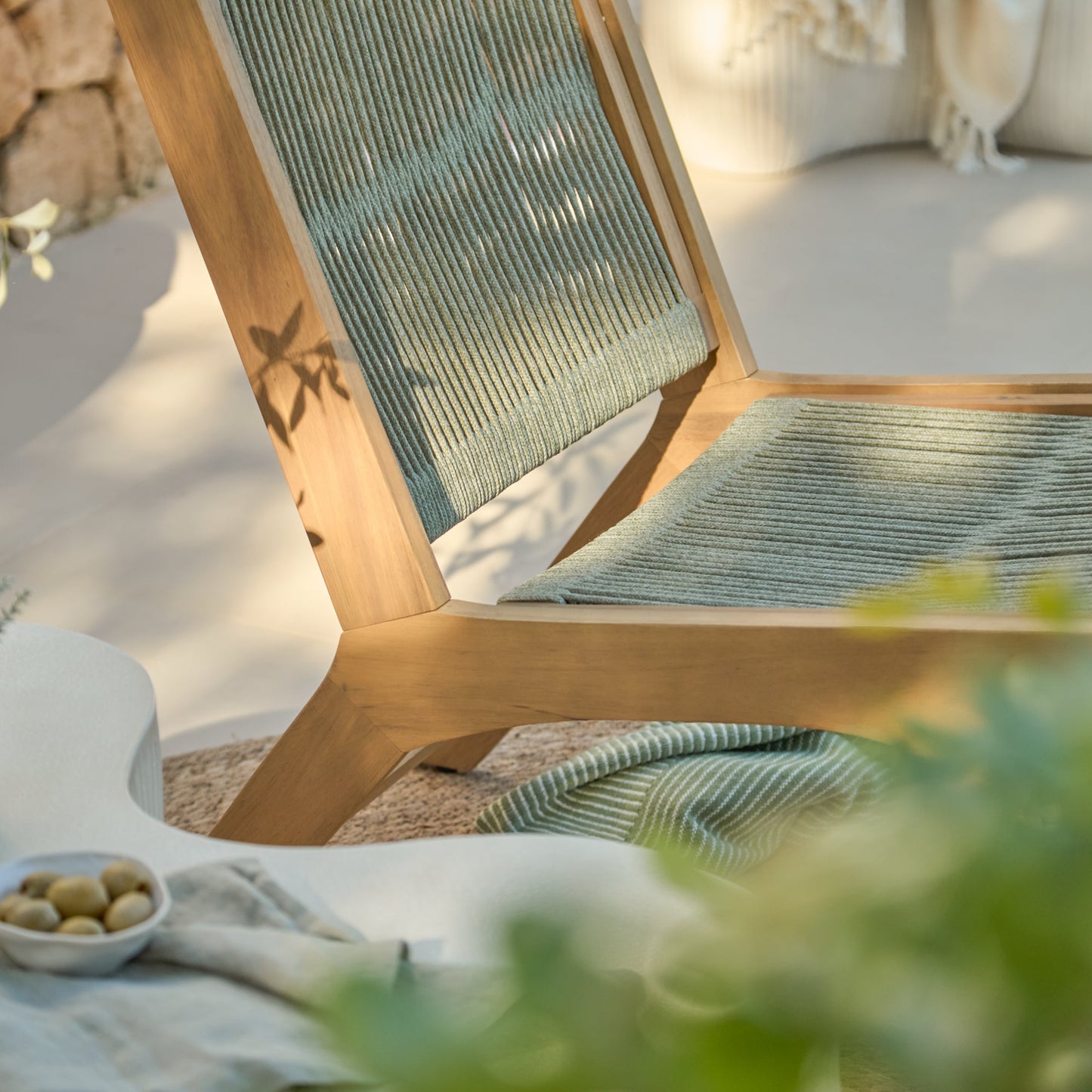 Seren White Acacia Occasional Garden Chair - Mottled Green Rope