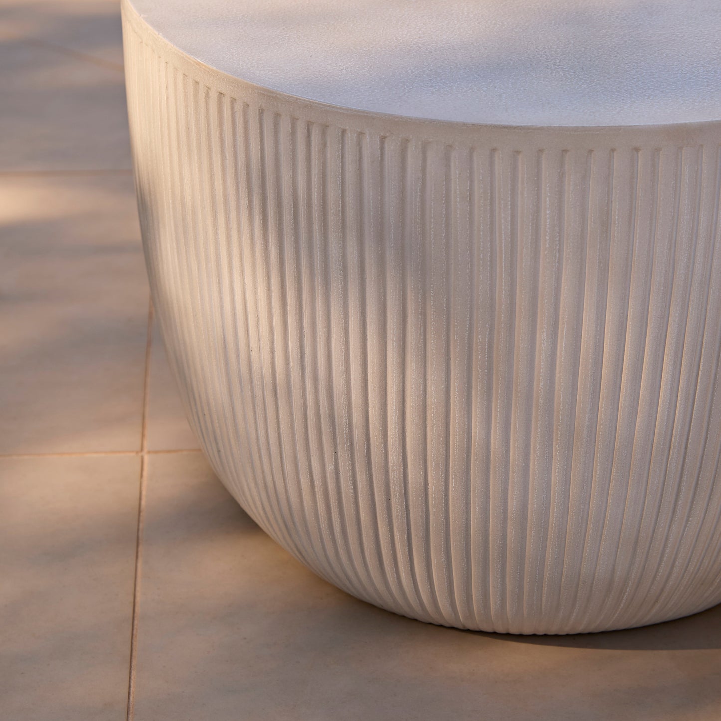 Sohan Kidney Garden Coffee Table - Sand - 84cm