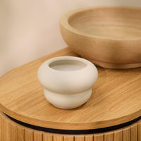 Outlet - Surbiton Single Wick 13cm Ceramic Candle - Oud Wood & Rose Scent In Clay