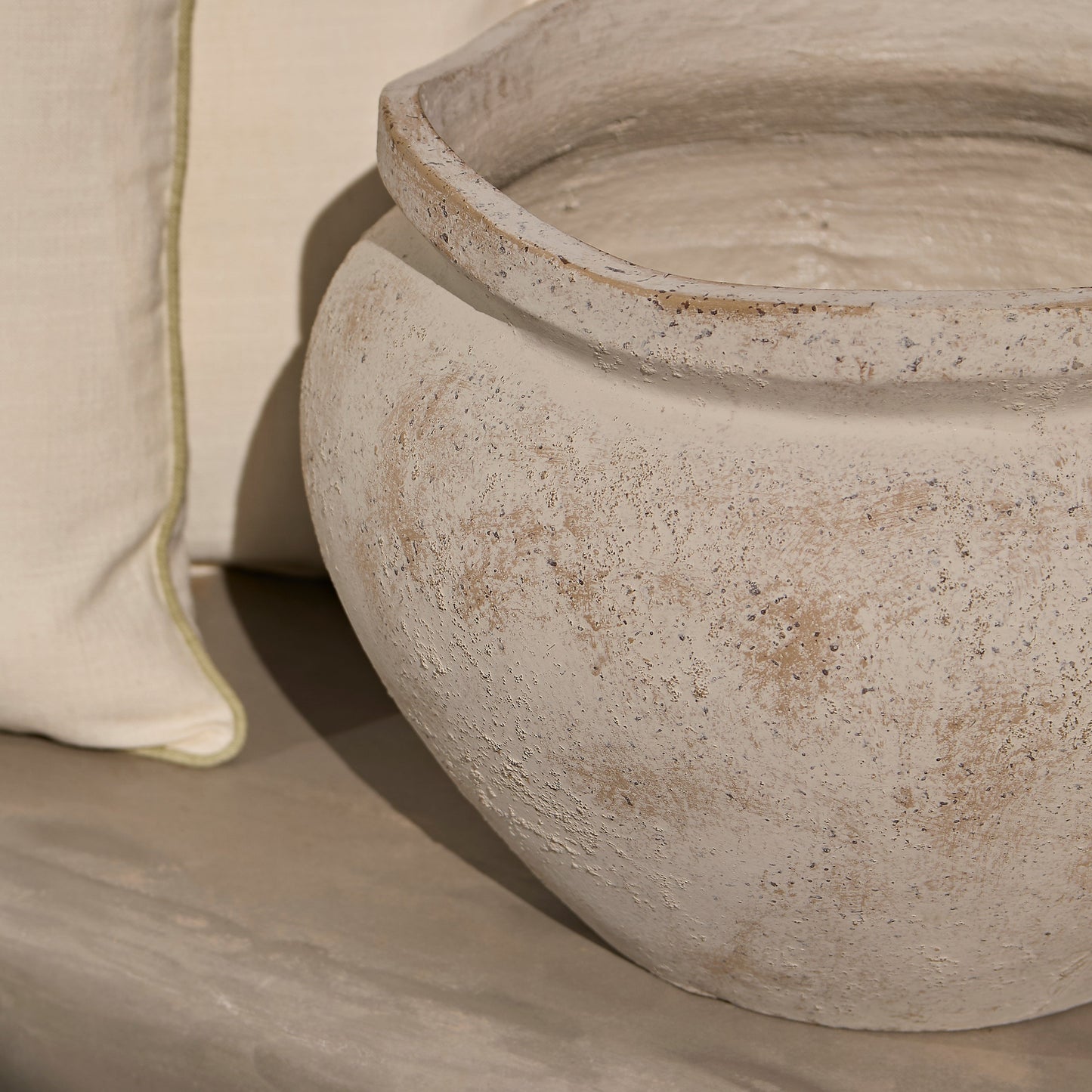 Tomar Fiber Cement 29.5cm Wide Planter - Rustic White