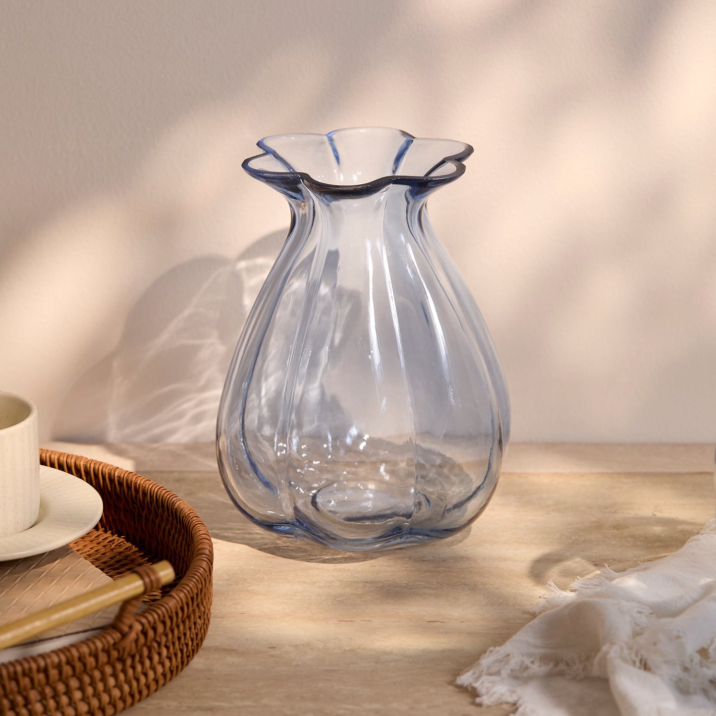 Outlet - Verona 20cm Glass Vase - Cornflower Blue
