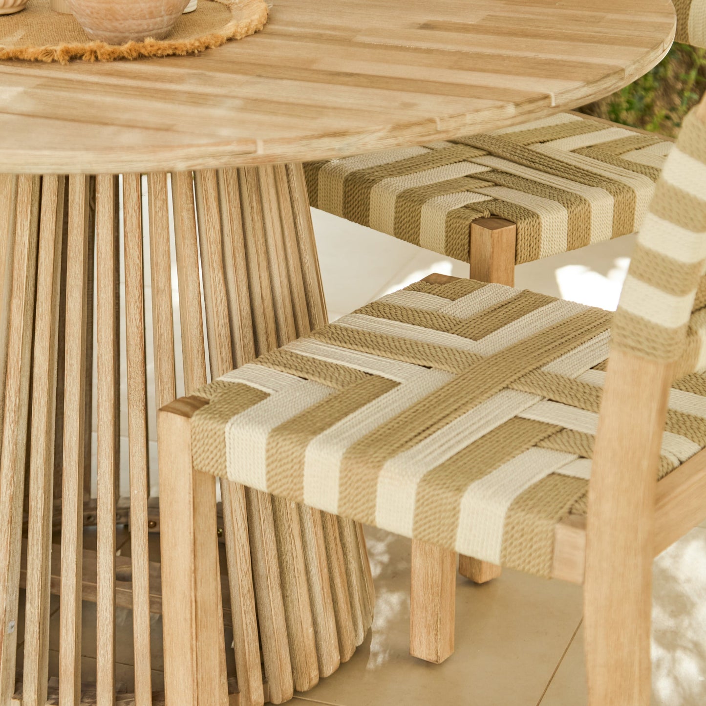Willow 4 Seater Wooden Brushed Light Acacia Round Dining Set with Saffron Natural and Beige Chairs