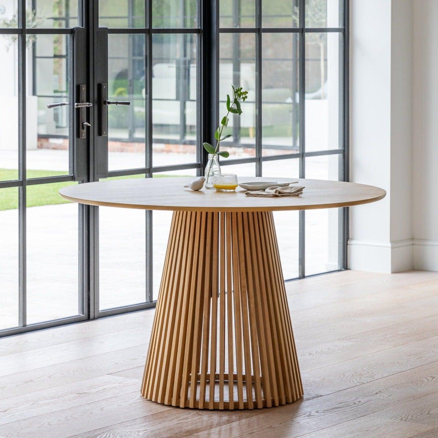 Willow Pale Oak Dining Table Set - 4 Seater - Faye Pale Oak Dining Chairs